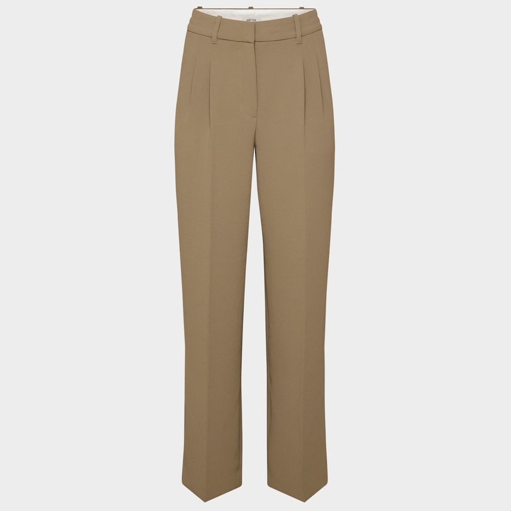 Aritzia The Effortless Pant